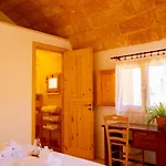 فندق مبيت وإفطار Palazzo Le Zicaredde