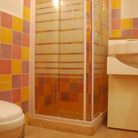 Palazzo Le Zicaredde فندق مبيت وإفطار 3*